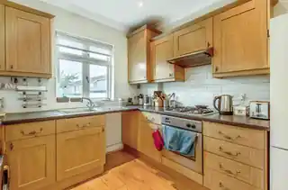 16 Raleigh Drive, photo 2