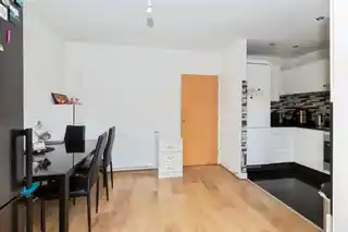 16 Reservoir Way, photo 4