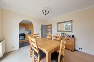 16 Richmond Avenue, photo 3