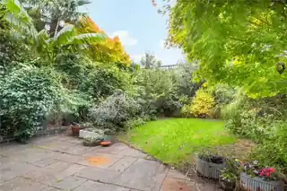 16 Saville Road, photo 4