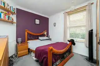 16 Shap Crescent, photo 4