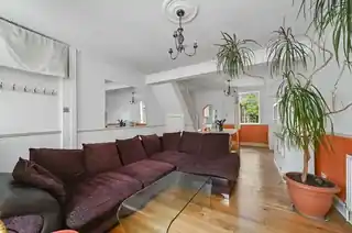 16 Stracey Road, photo 4