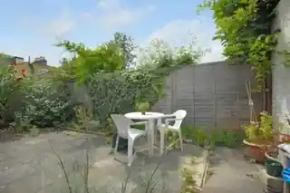 16 Thorne Street, photo 3