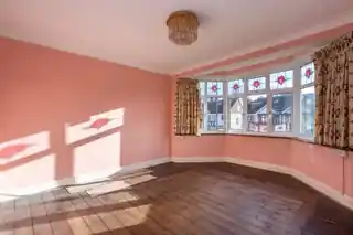 16 Willow Walk, photo 2