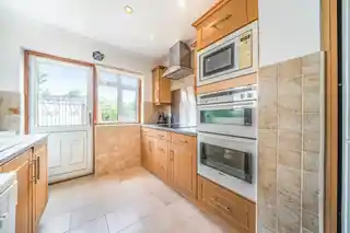 160 Avery Hill Road, photo 4