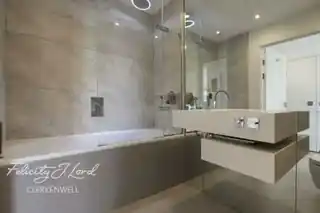 160 Dance Square, photo 3