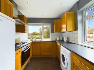 160A Southbourne Gardens, photo 4