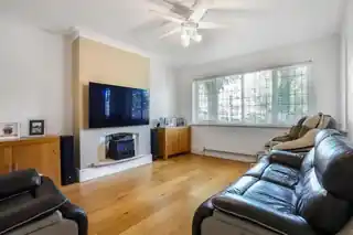 161 Carshalton Park Road, photo 3