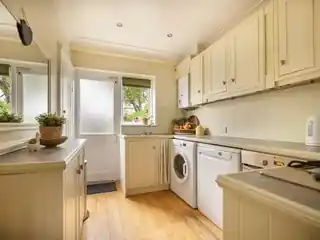 165 Abbotts Road, photo 2