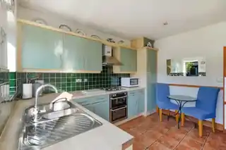 166 King Charles Road, photo 4
