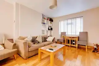 167 Whitethorn Avenue, photo 3