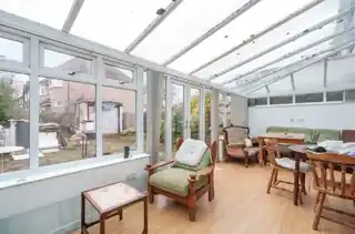 168 Gunnersbury Lane, photo 4