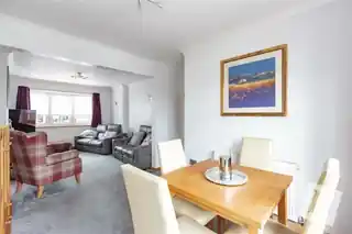 169 Parkside Avenue, photo 3