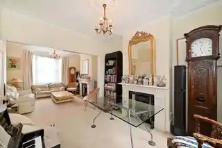 17 Achilles Road, photo 3
