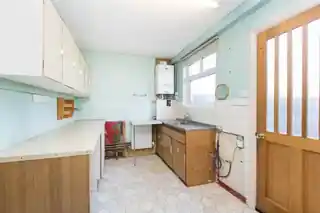 17 Addison Avenue, photo 4