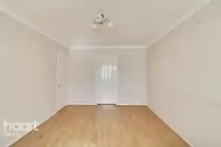 17 Airdrie Close, photo 4