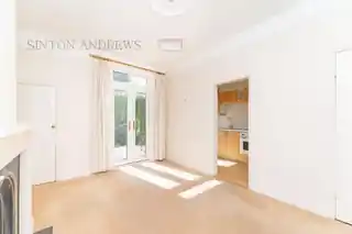 17 Bernard Avenue, photo 3