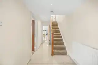 17 Carroun Road, photo 3