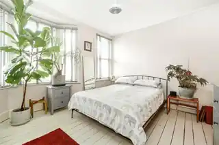 17 Chingford Road, photo 4