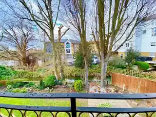17 Clarendon Mews, photo 4