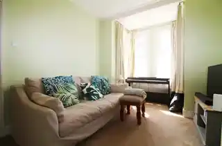 17 Constance Road, photo 3