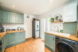 17 Cumberland Road, photo 3