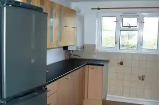 17 Field Lane, photo 3