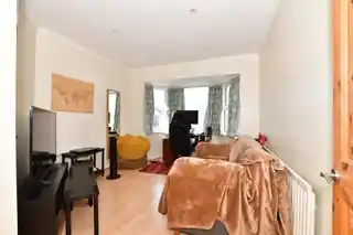 17 Glen Road, photo 4