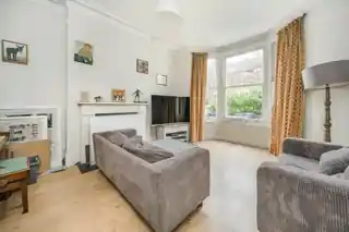 17 Grafton Road, photo 2