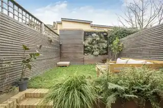 17 Harberson Road, photo 2