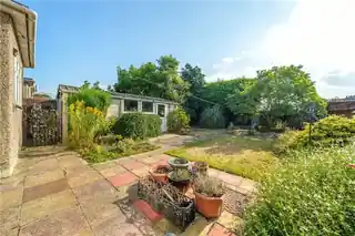 17 Harold Avenue, photo 2