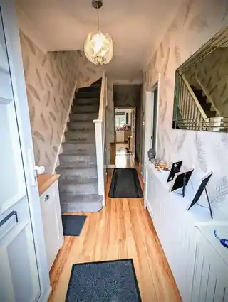 17 Helen Avenue, photo 2