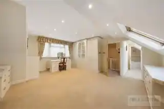 17 Highview Avenue, photo 4