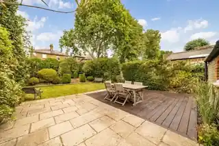17 Kirkstall Road, photo 3