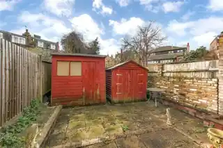 17 Knowsley Road, photo 4