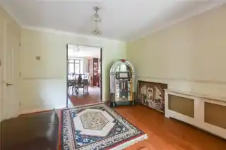 17 Maryfield Close, photo 4