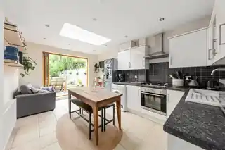 17 Maynard Road, photo 3
