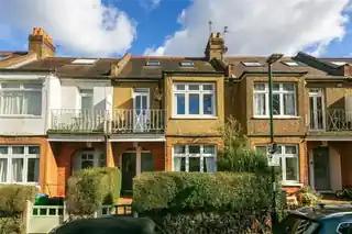 17 Moor Mead Road, photo 2