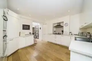 17 Oakley Street, photo 4