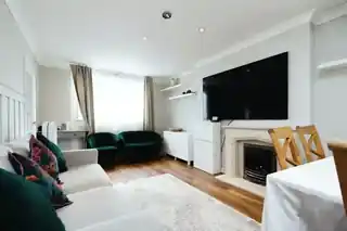 17 Orchard Avenue, photo 4