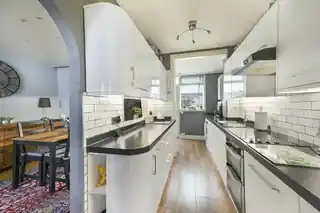 17 Rodney Road, photo 2
