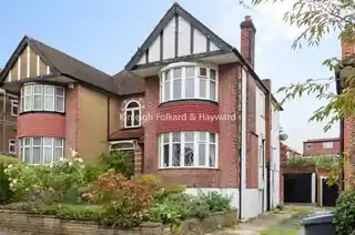 17 Shamrock Way, photo 2