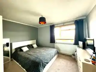 17 Shelley Drive, photo 4