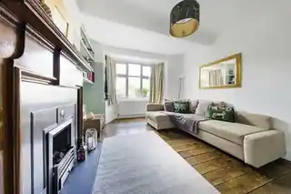 17 Springfield Road, photo 2