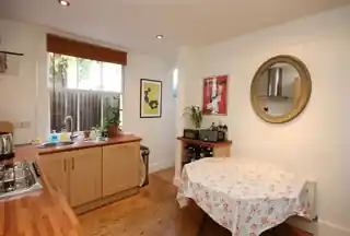 17 St Anns Road, photo 2