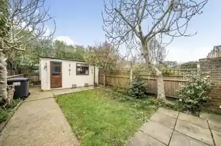 17 St Georges Road, photo 2