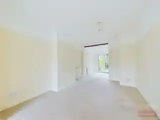 17 The Gardens, photo 3