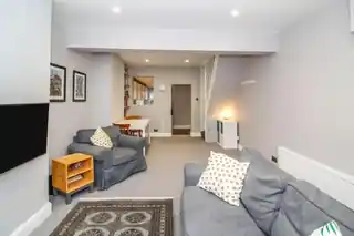 17 Vernon Road, photo 4