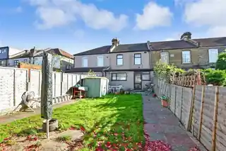 171 Pembroke Road, photo 2