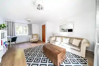 172 Foresters Drive, photo 2
